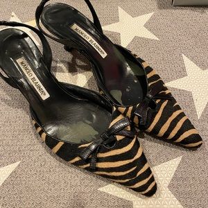 Manolo Blahnik size 8 Womens 8W 37-1/2EU
